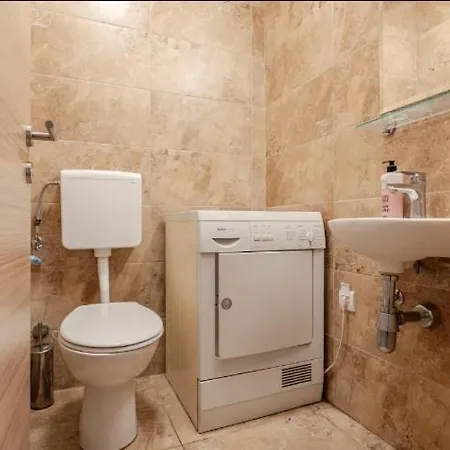 Lejlighed Penthouse Danube Exclusive, Parking, 90m2, Wifi Beograd