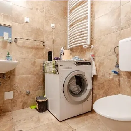 Lejlighed Penthouse Danube Exclusive, Parking, 90m2, Wifi Beograd