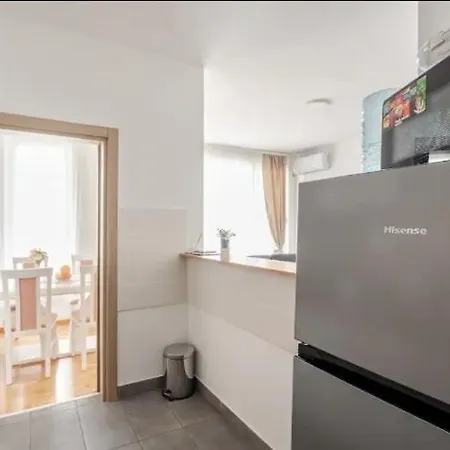 Penthouse Danube Exclusive, Parking, 90m2, Wifi * Beograd